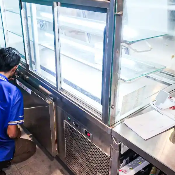 Commercial showcase refrigerator repair cost estimator